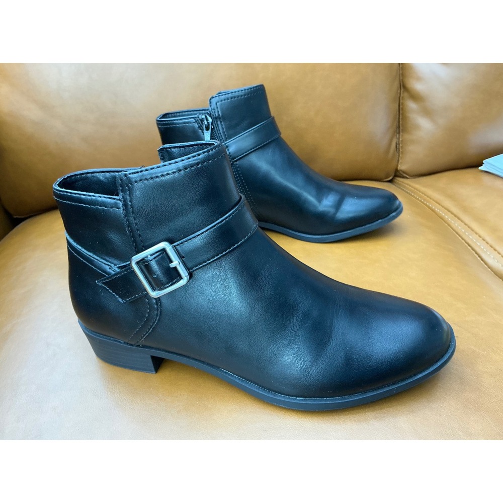 St. John's Bay Randa Ankle Boots Womens 6 Black Buckle Zip SJB Randa